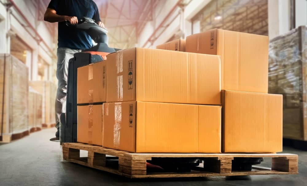 Freight vs Courier Transport: What is the Difference?